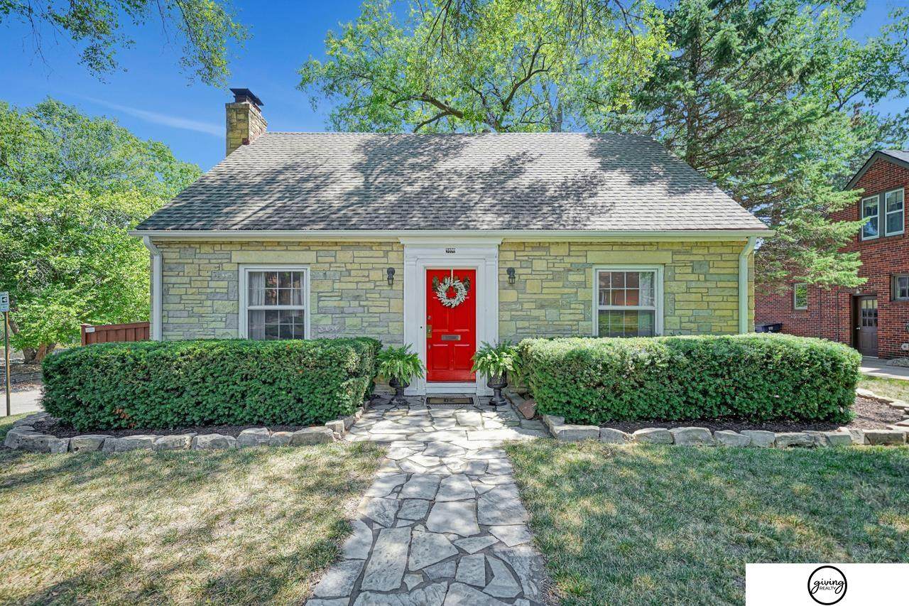 3400 17Th Street - Photo 1