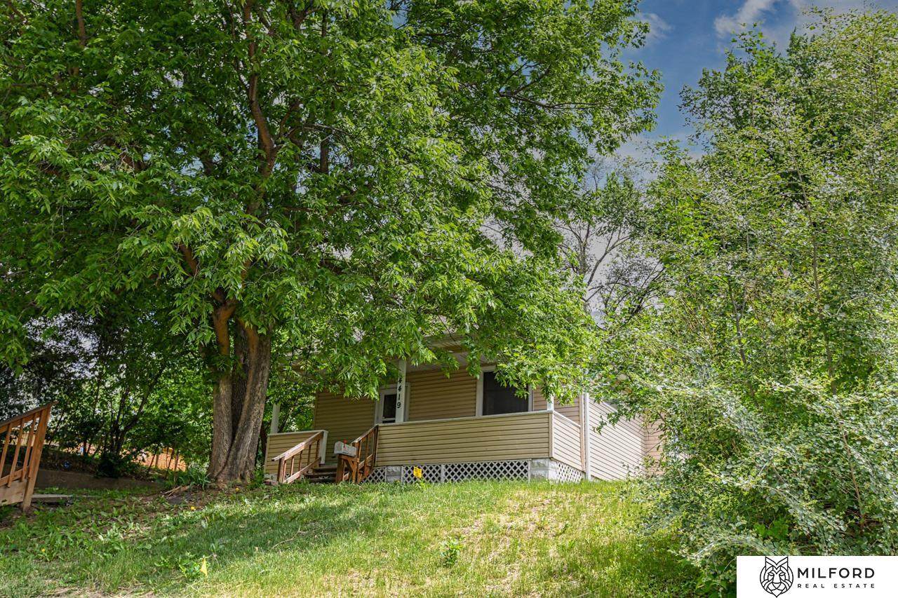 4419 39th Street - Photo 1