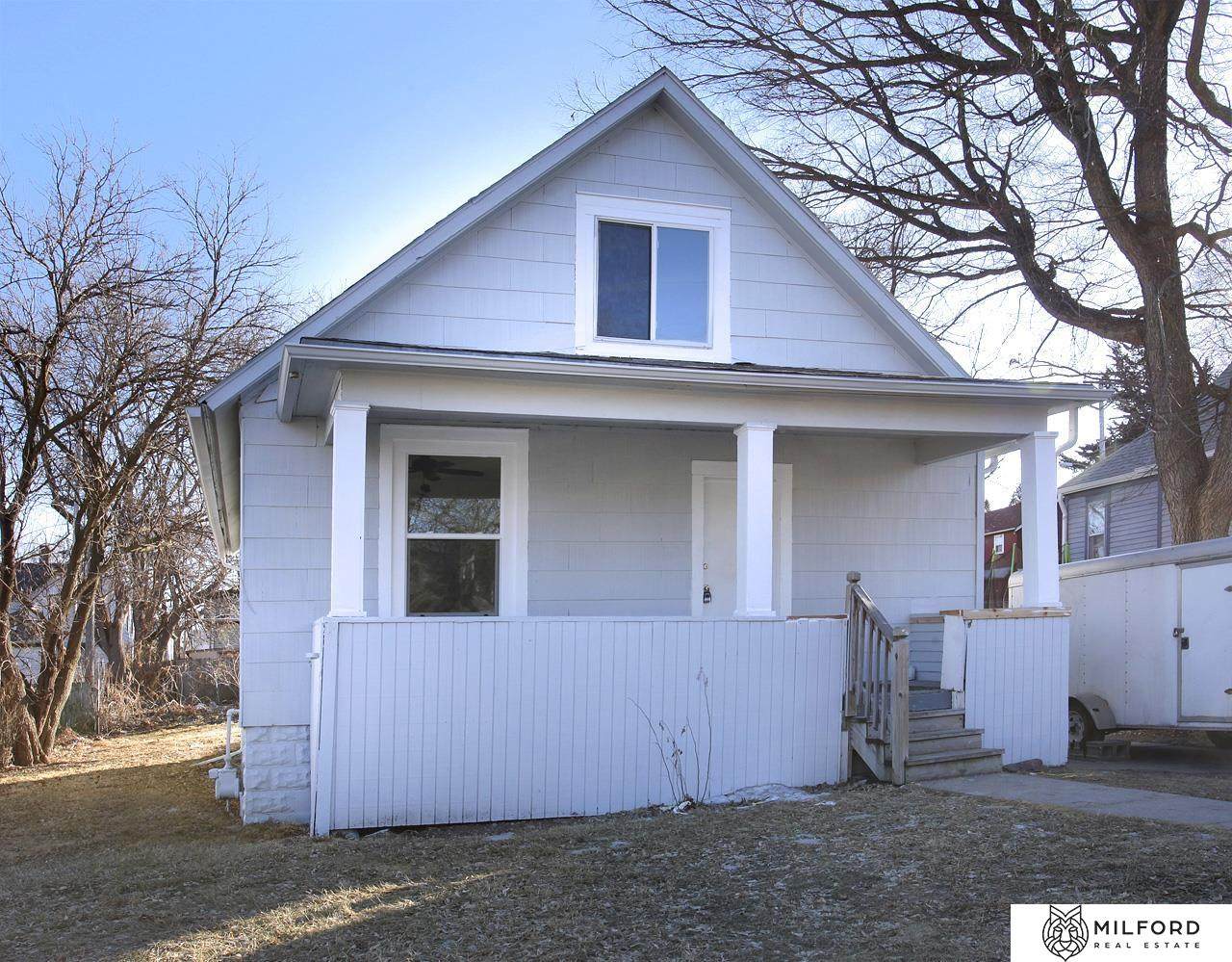 4147 Lake Street - Photo 1