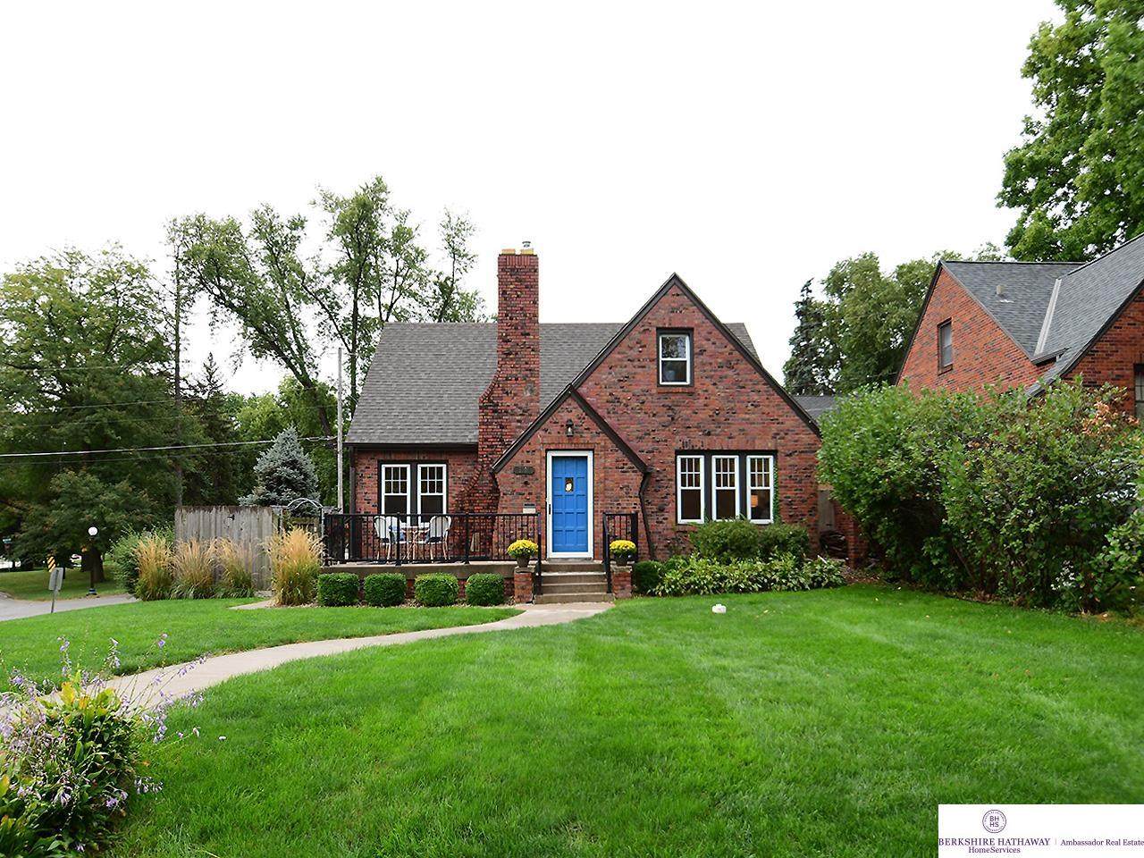 5101 Parker Street - Photo 1