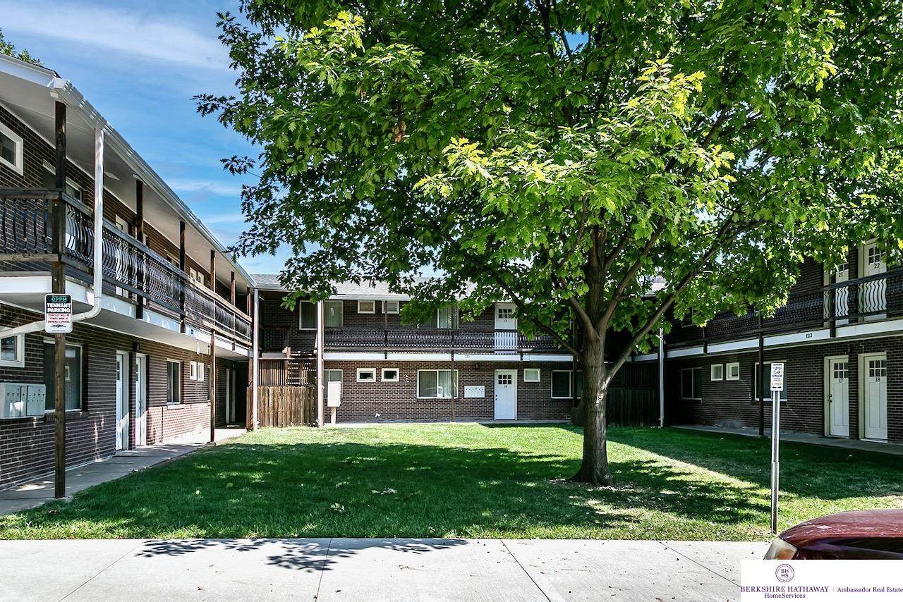 123 37 Street - Photo 1