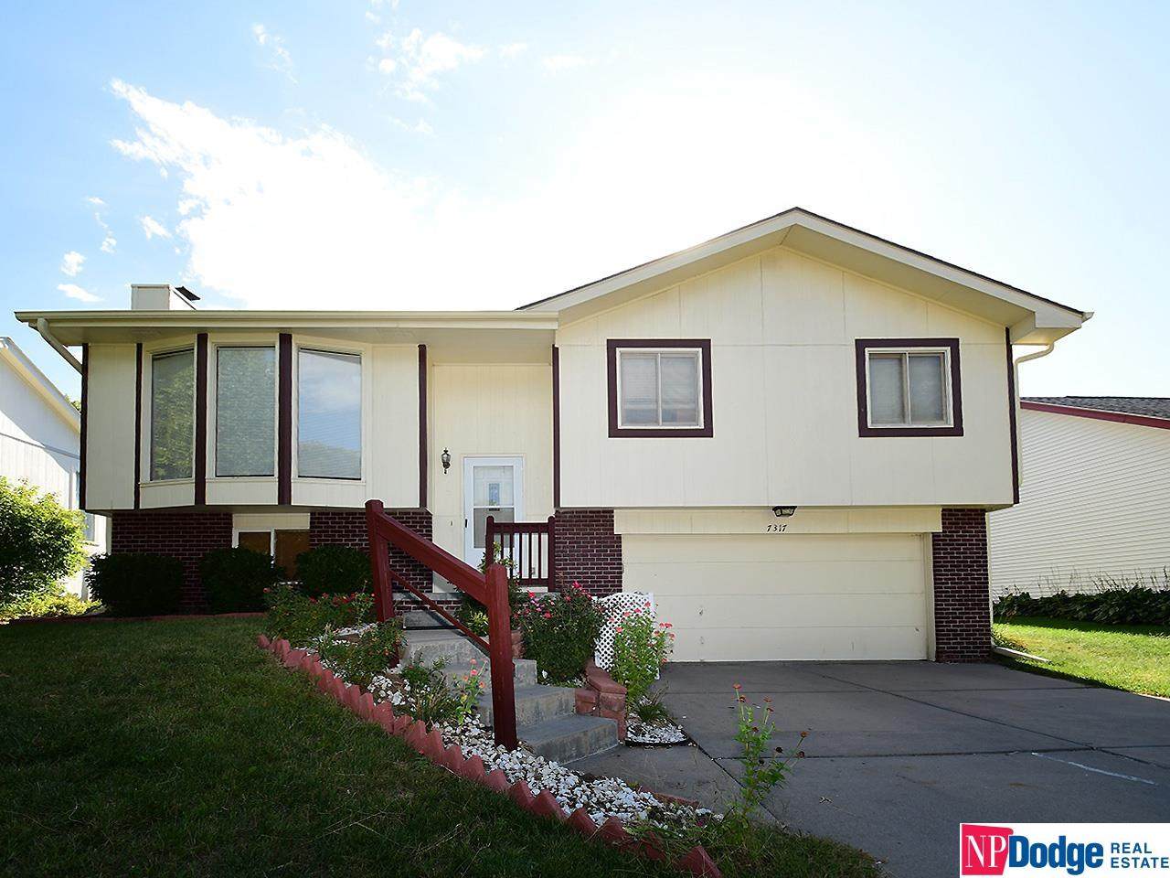 7317 77th Street - Photo 1