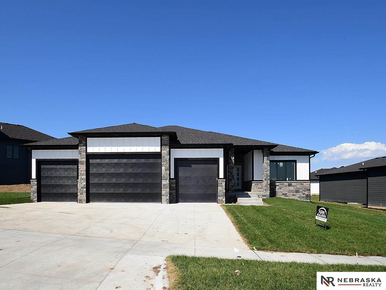 10626 Century Lane - Photo 1