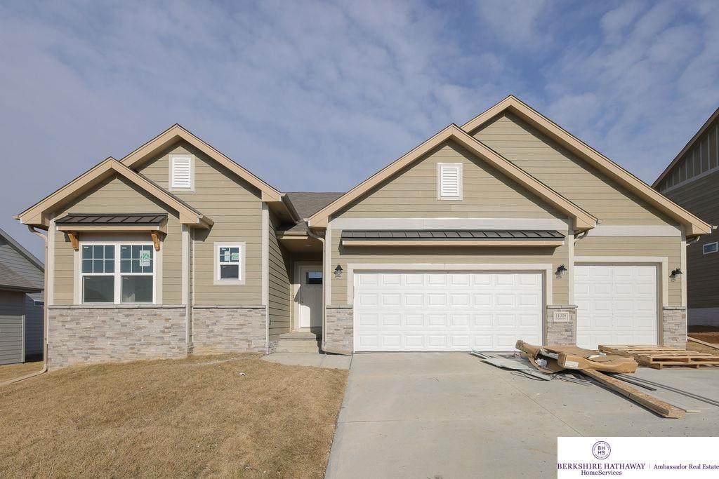 11004 Windward Avenue - Photo 1