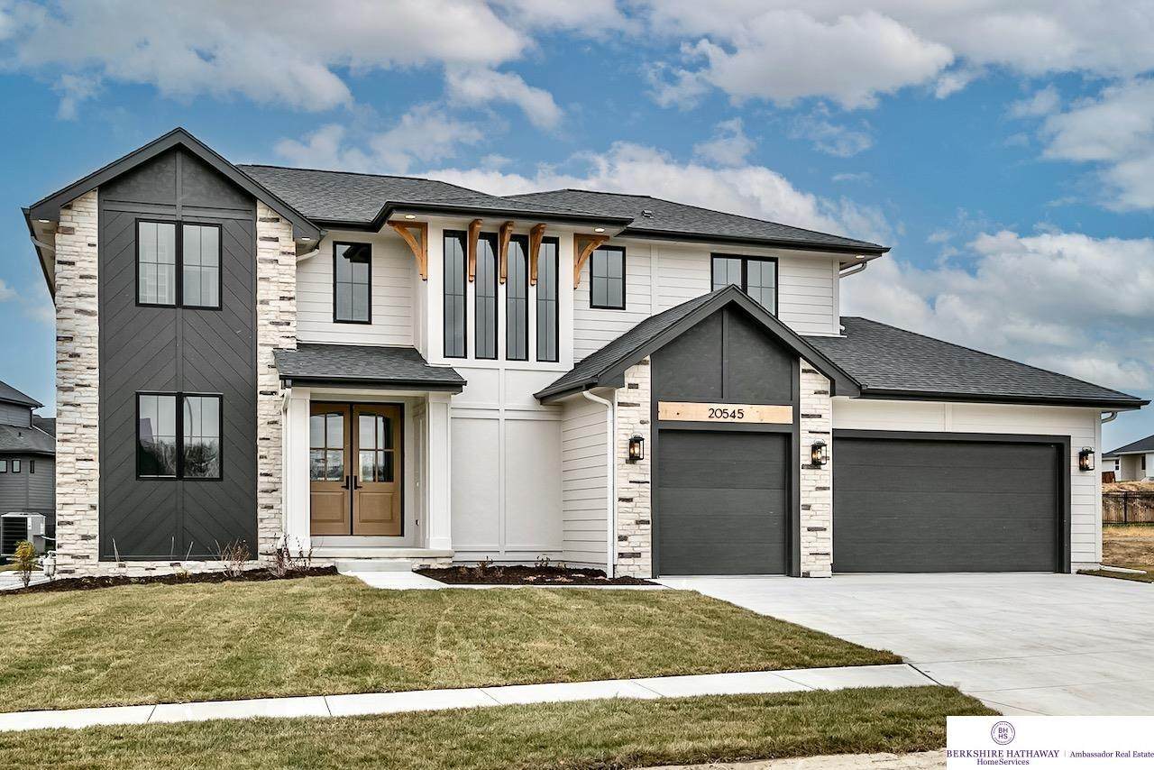 20545 Hartman Avenue - Photo 1