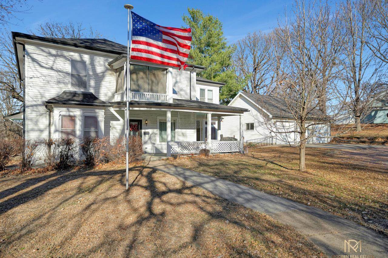 516 14th Street - Photo 1