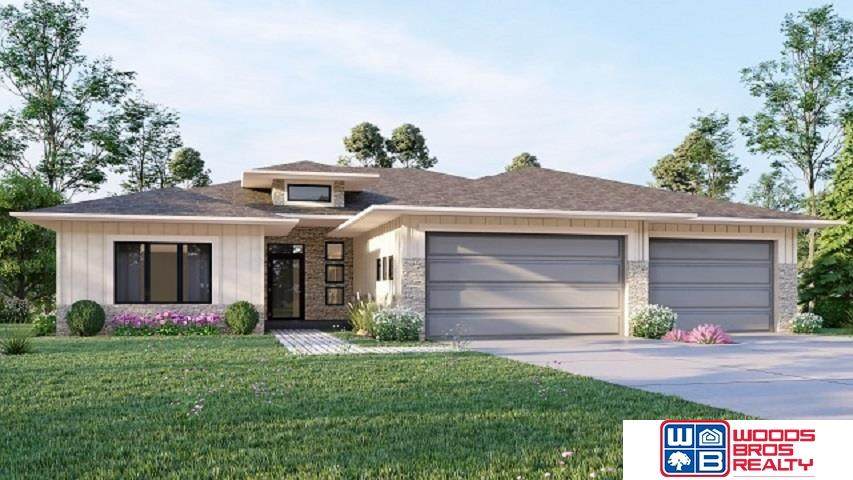 8904 Sandalwood Drive - Photo 1