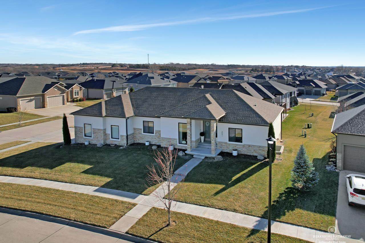 3041 Forest Avenue - Photo 1