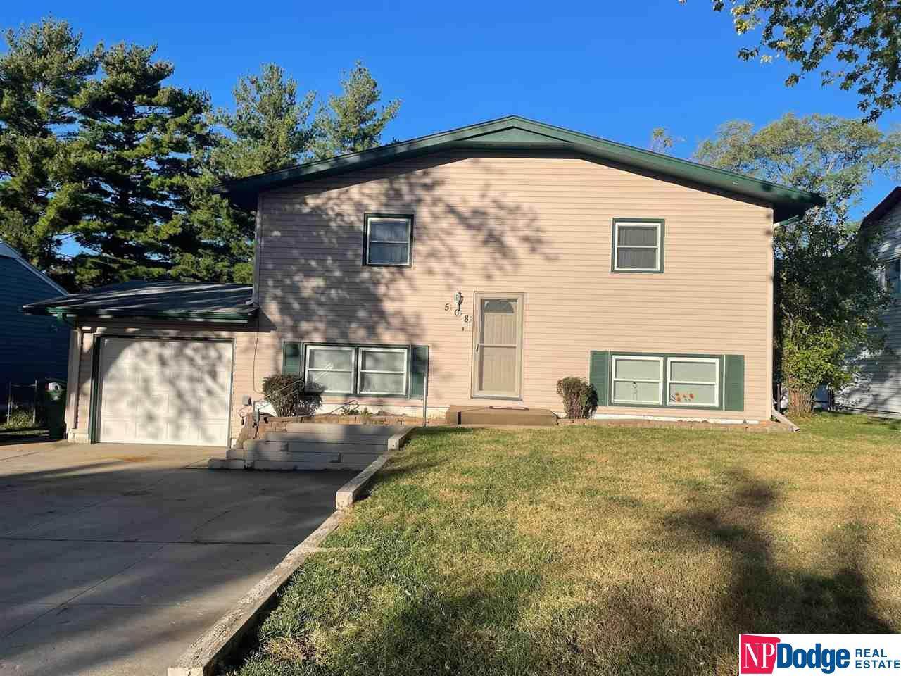 508 Wilshire Drive - Photo 1