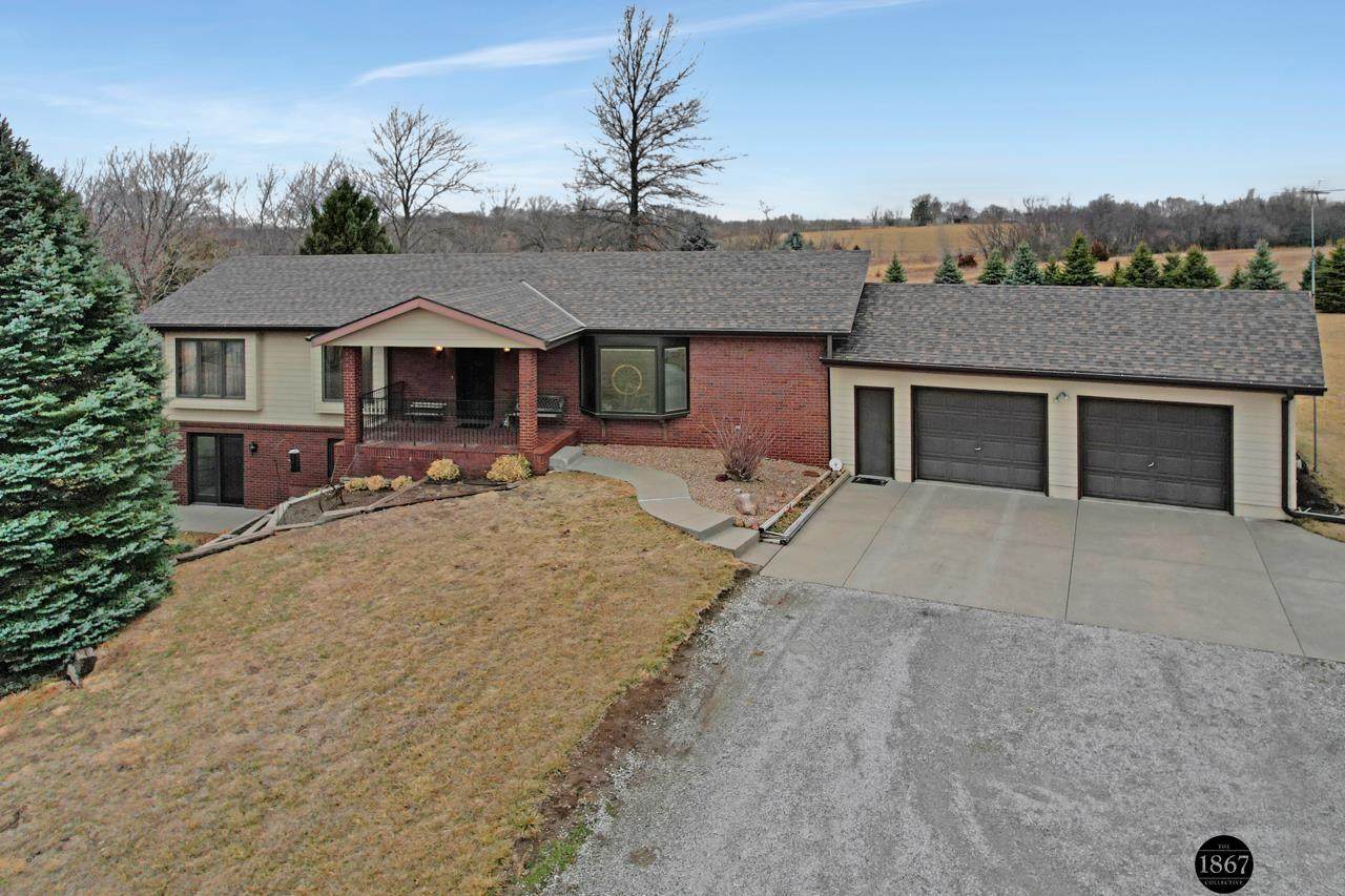 17850 Hickman Road - Photo 1