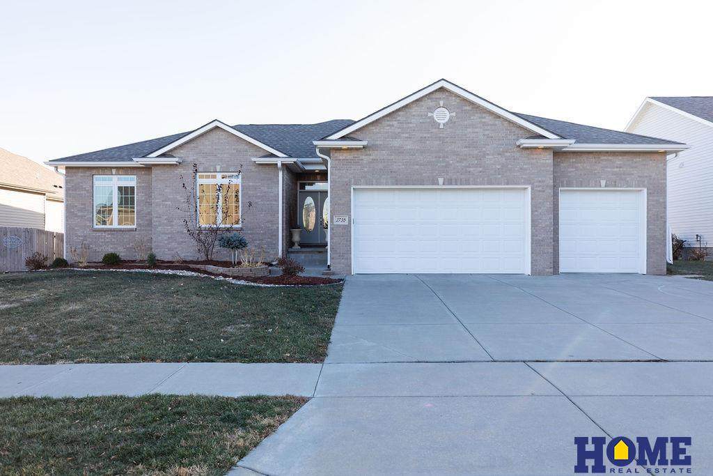 2735 Hoy Street - Photo 1