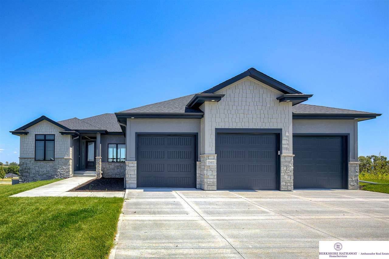 20606 Boulder Street - Photo 1