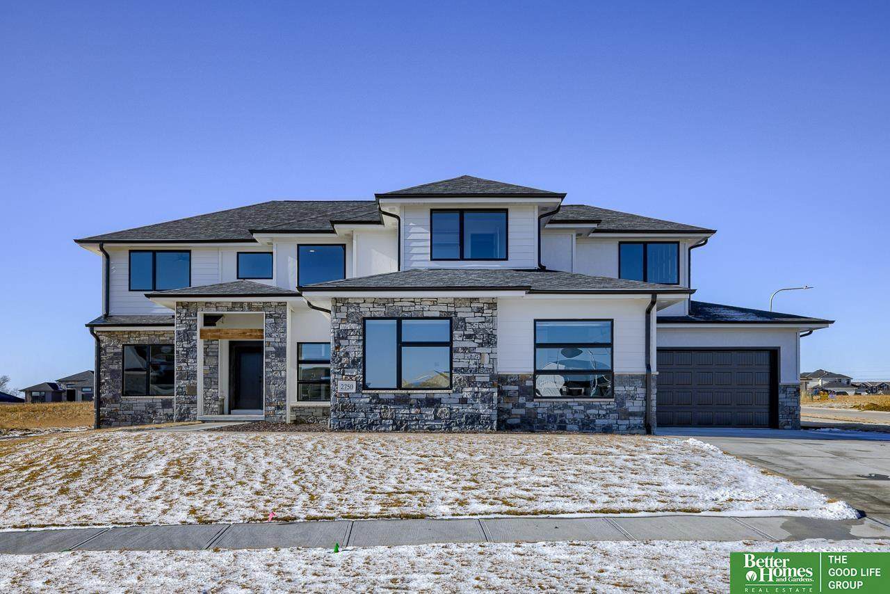 2750 182nd Street - Photo 1