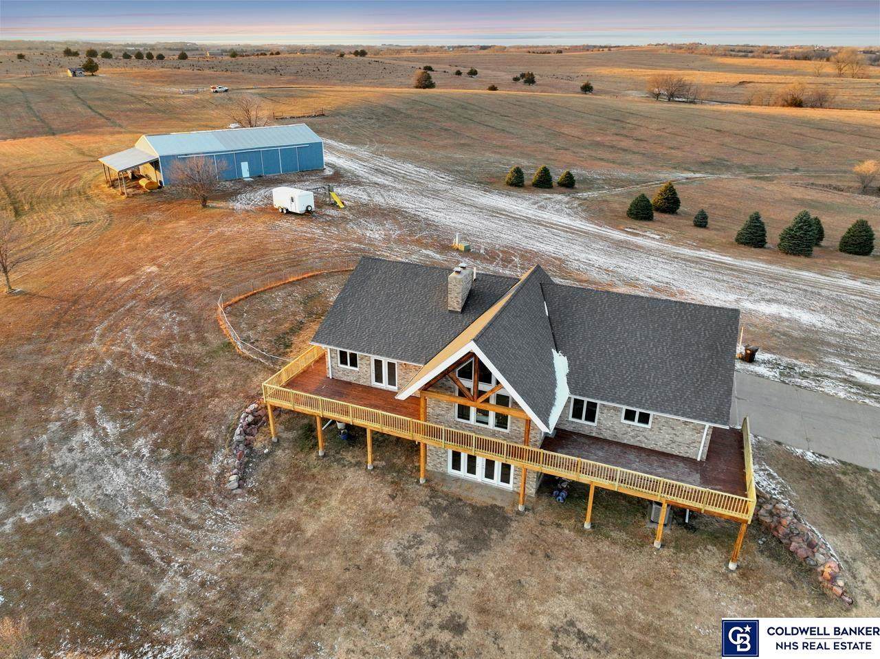 18551 12Th Street - Photo 1