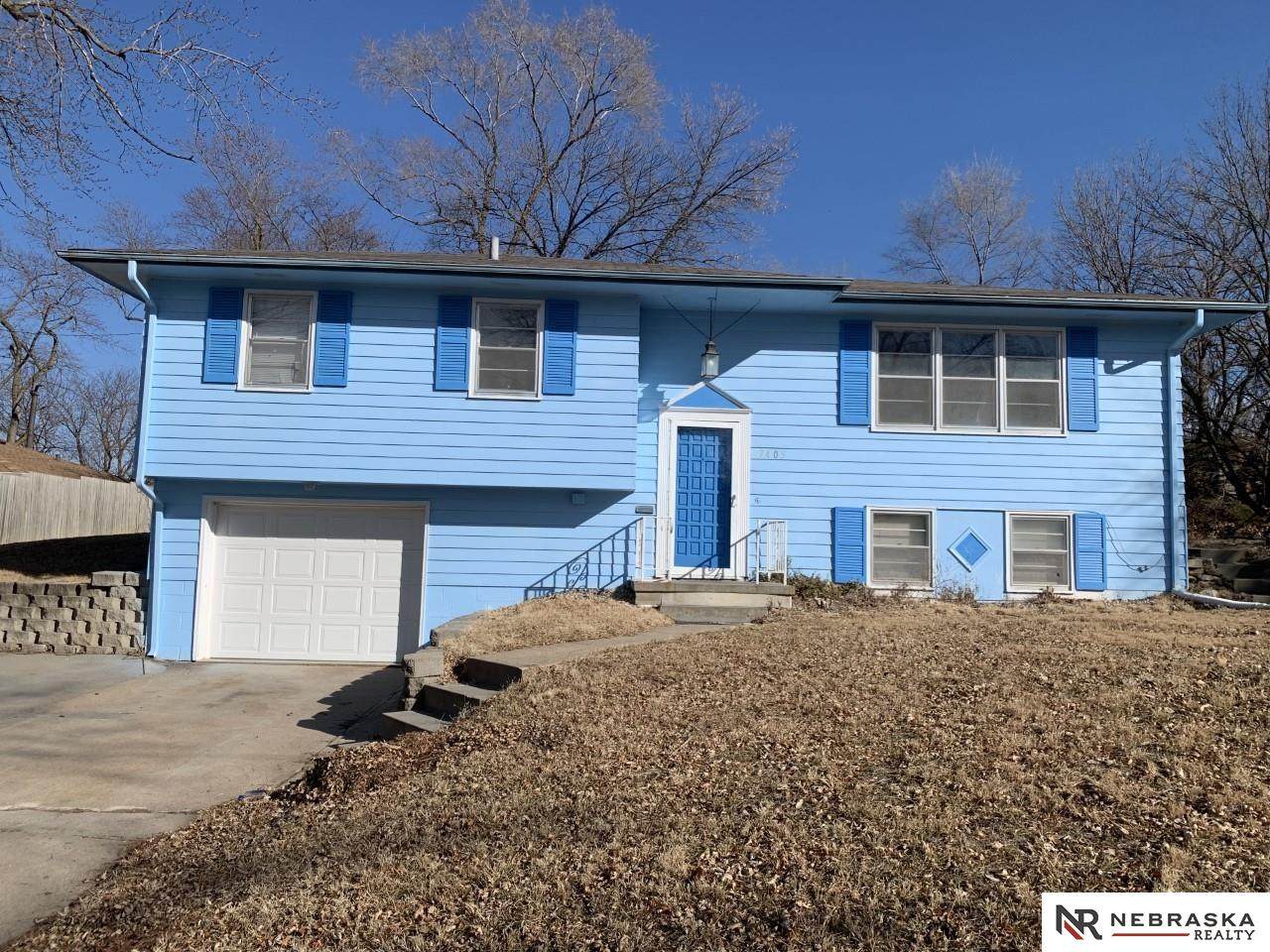 7405 North Ridge Drive - Photo 1