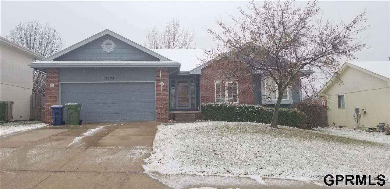13504 35th Avenue - Photo 1