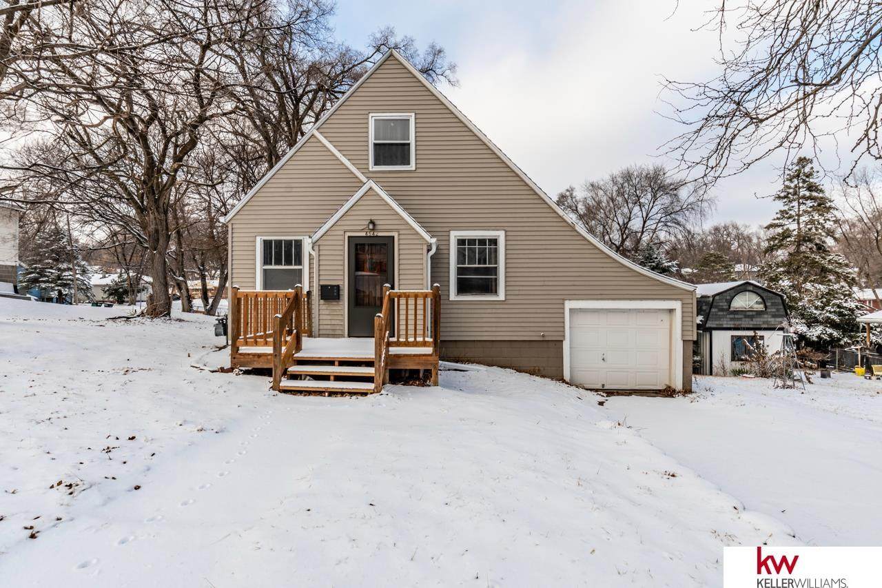 4542 Grand Avenue - Photo 1