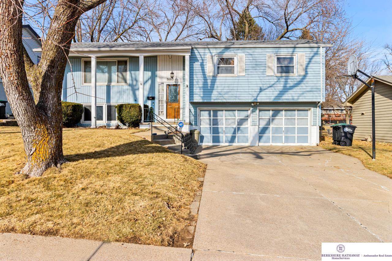 9160 Manderson Street - Photo 1