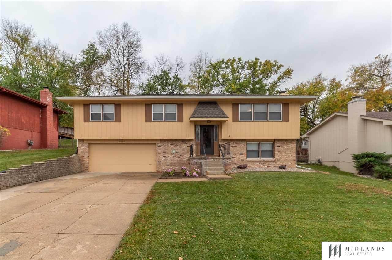3509 Lynnwood Drive - Photo 1