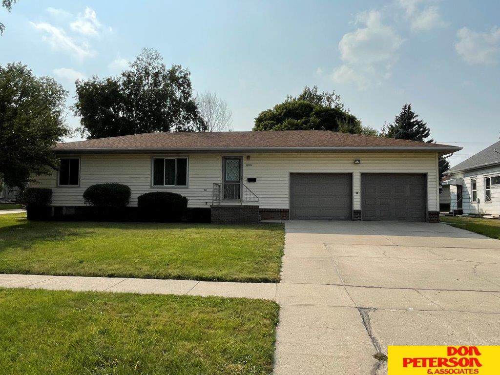 106 S Cedar Avenue, Hartington, NE 68739 (MLS 22321655) Don