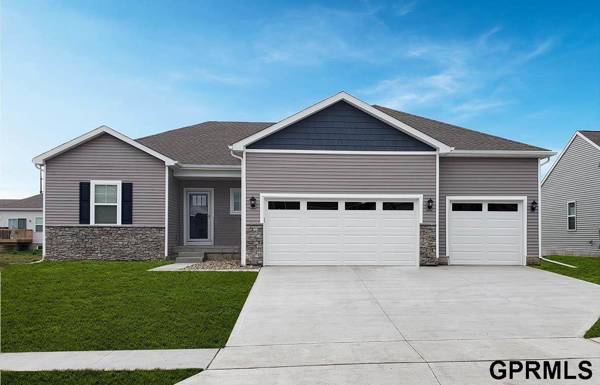 6310 Clear Creek Street - Photo 1