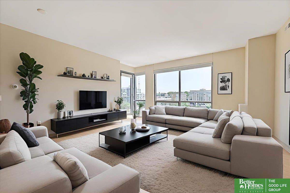 120 31 Avenue - Photo 1