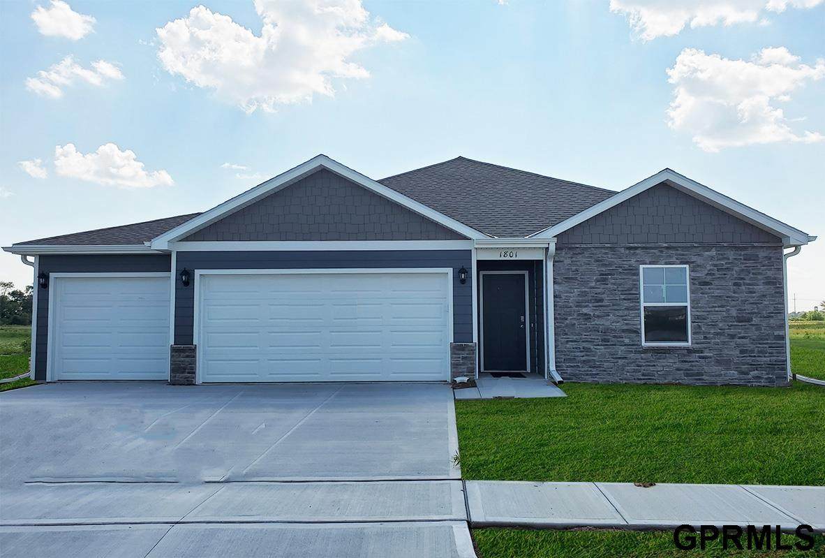 6422 Harvest Drive - Photo 1