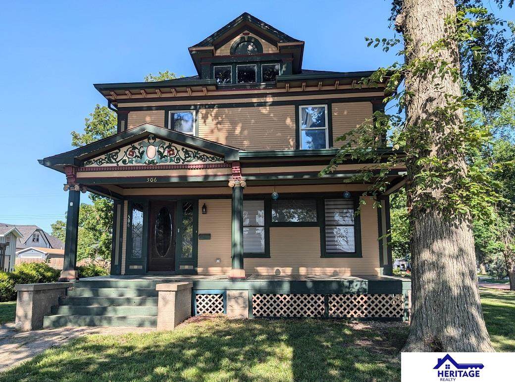 506 College Avenue - Photo 1