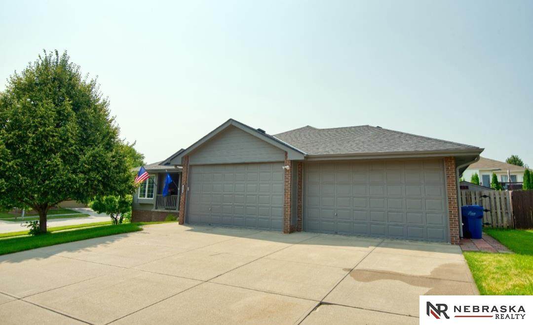 19501 Wirt Street - Photo 1