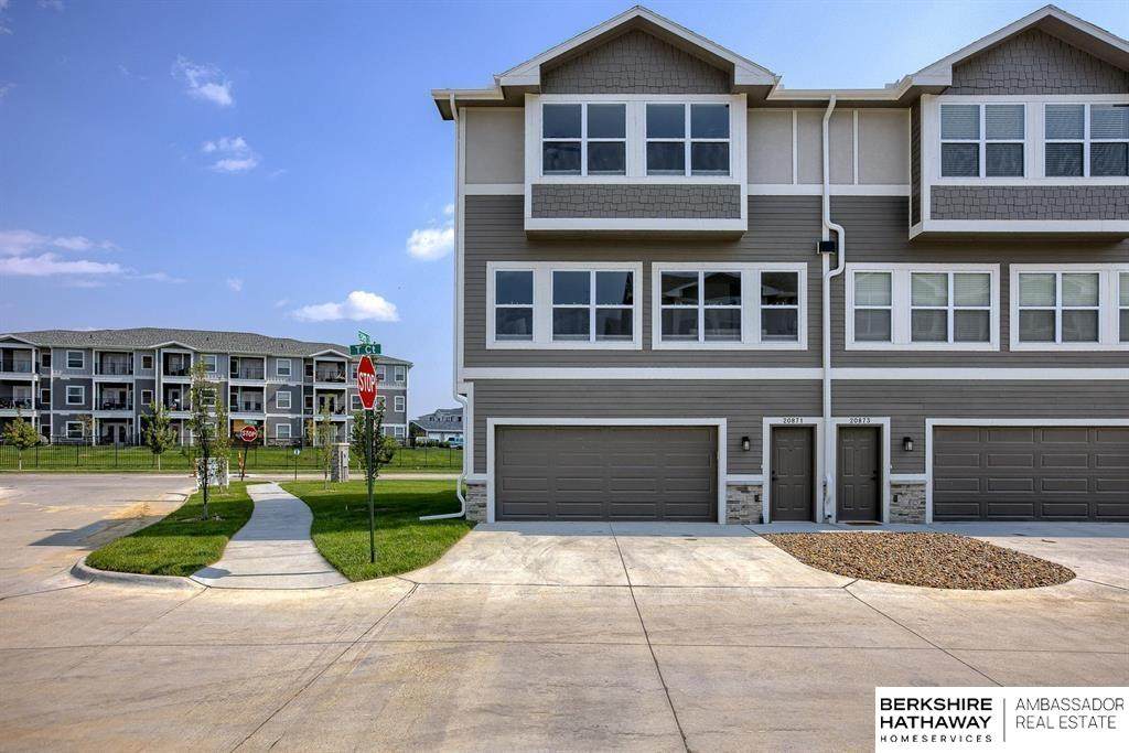 20858 T Plaza - Photo 1