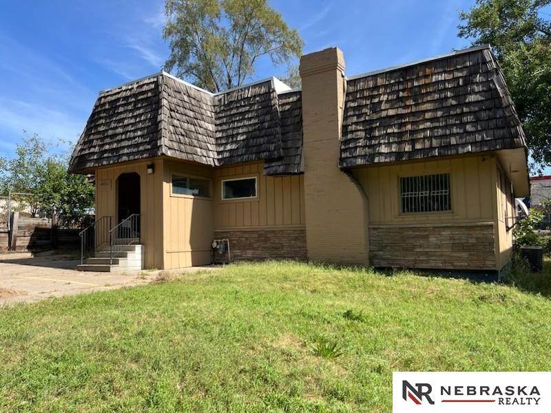 4431 60th Avenue - Photo 1