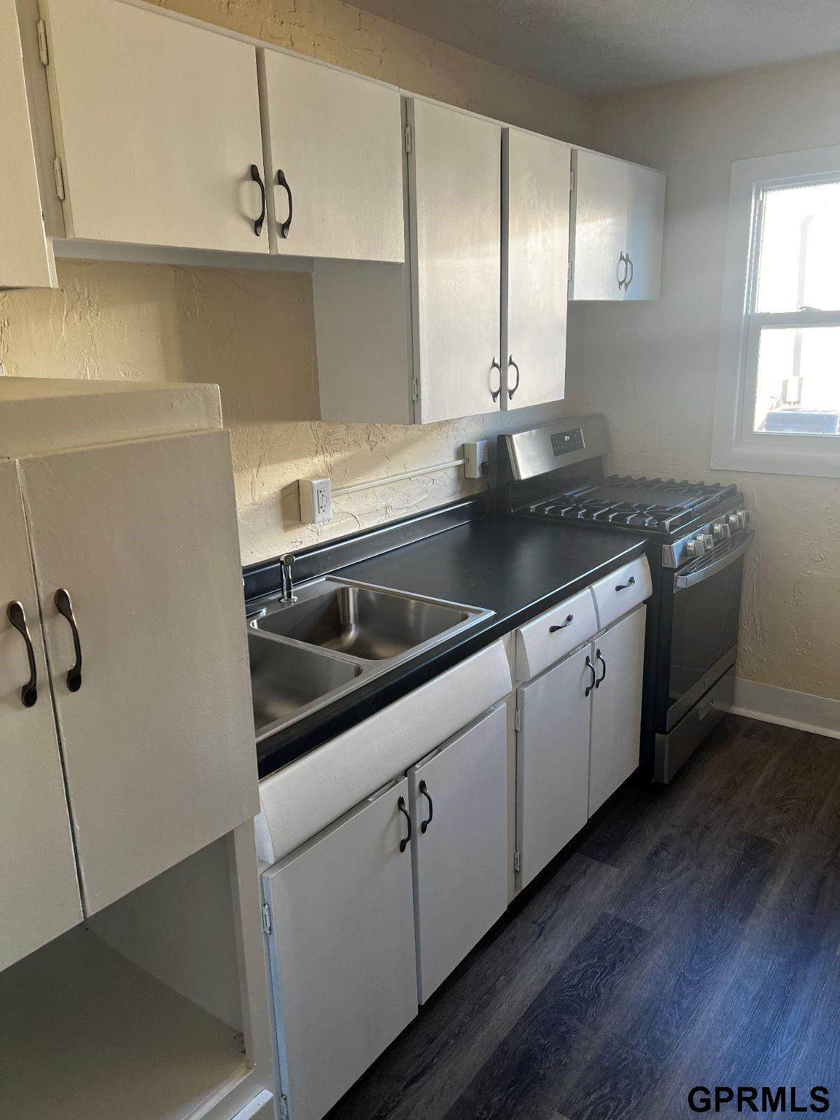 2243 Franklin Street - Photo 1