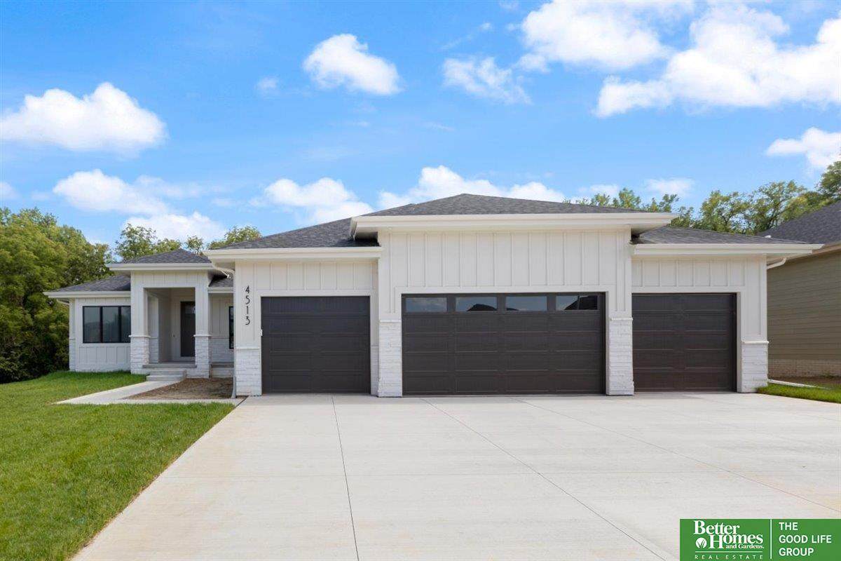 5426 213th Avenue - Photo 1