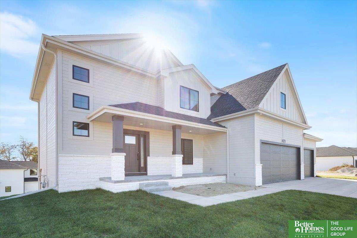 5520 213th Street - Photo 1