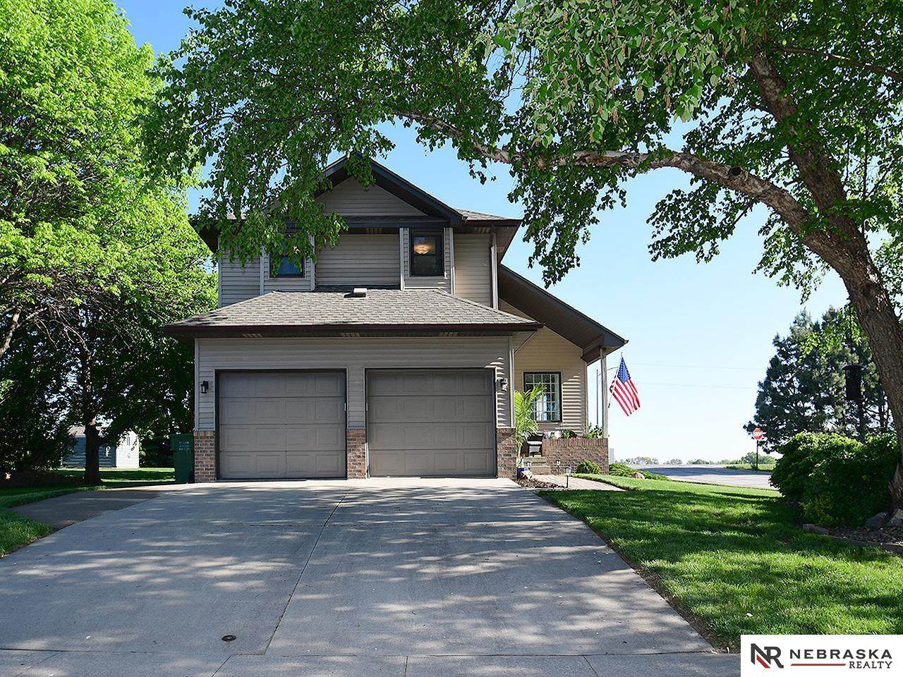 1440 Pine Tree Court - Photo 1