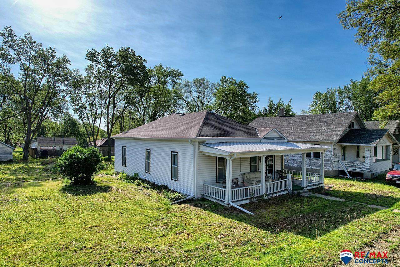 514 9Th Street - Photo 1