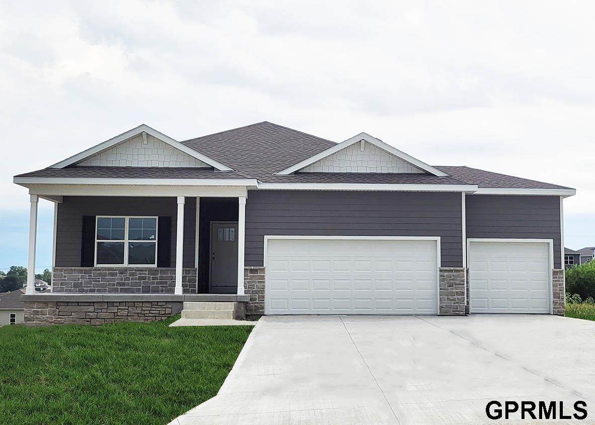 20456 Westridge Drive - Photo 1