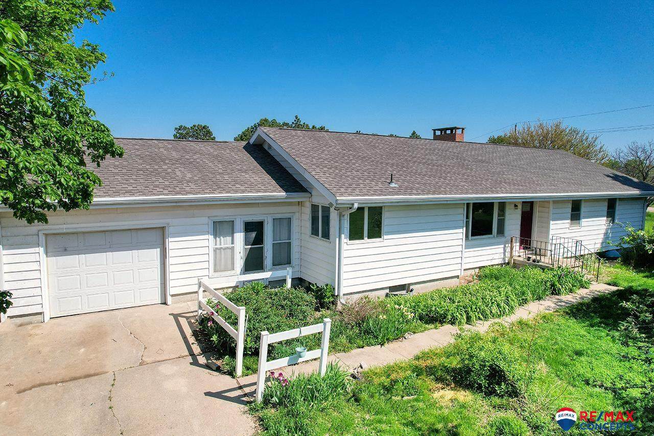 527 210th Road - Photo 1
