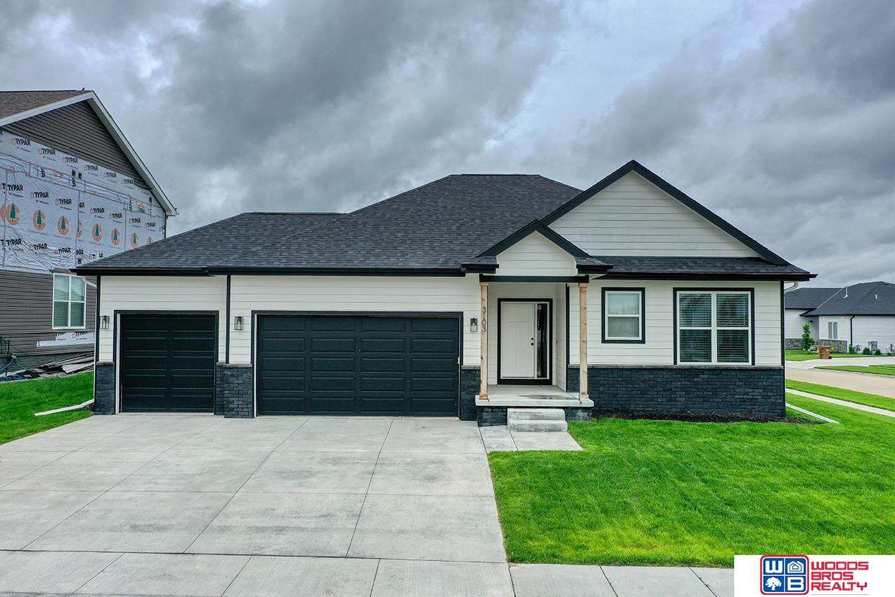 3103 Greta Drive - Photo 1