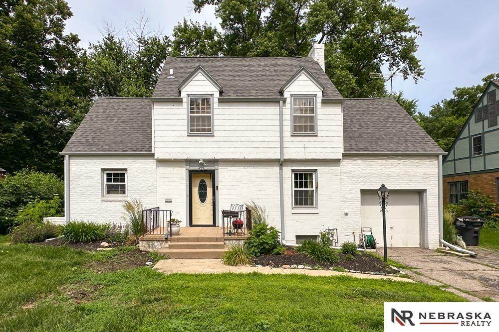 3340 48th Avenue - Photo 1
