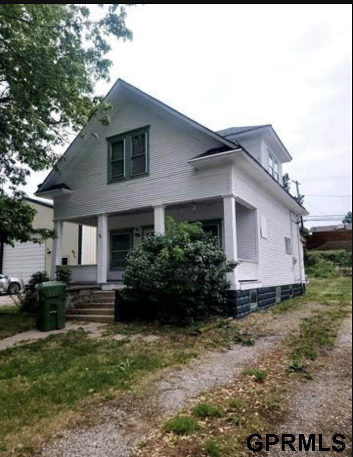 505 Saunders Street - Photo 1