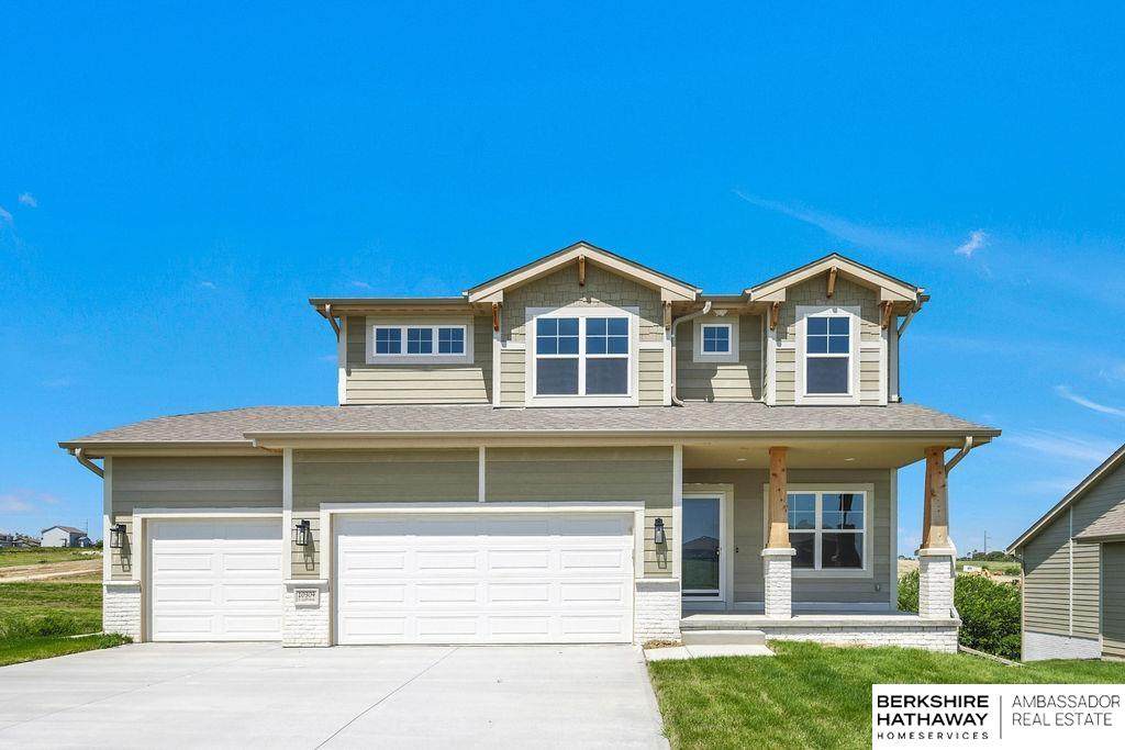 10304 110th Avenue - Photo 1