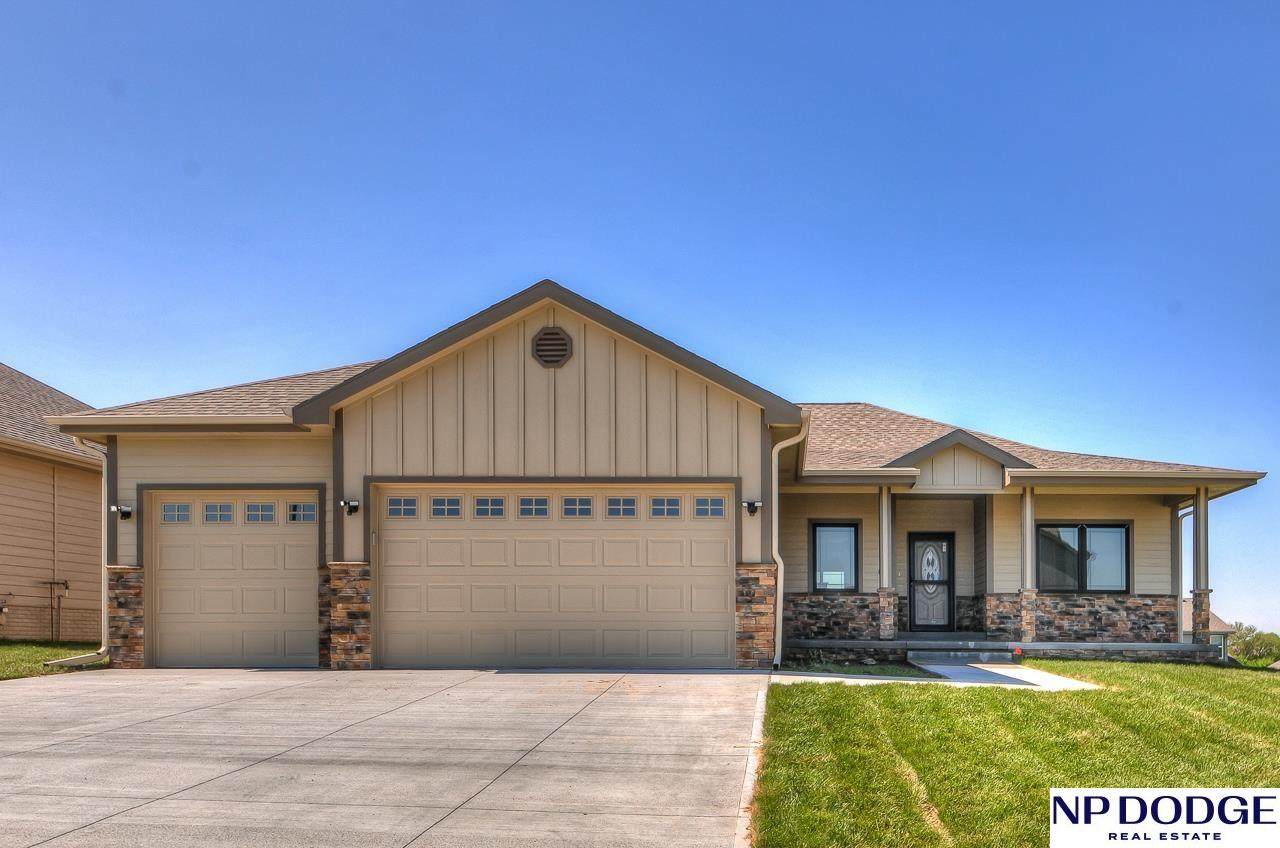 5001 Helwig Avenue - Photo 1
