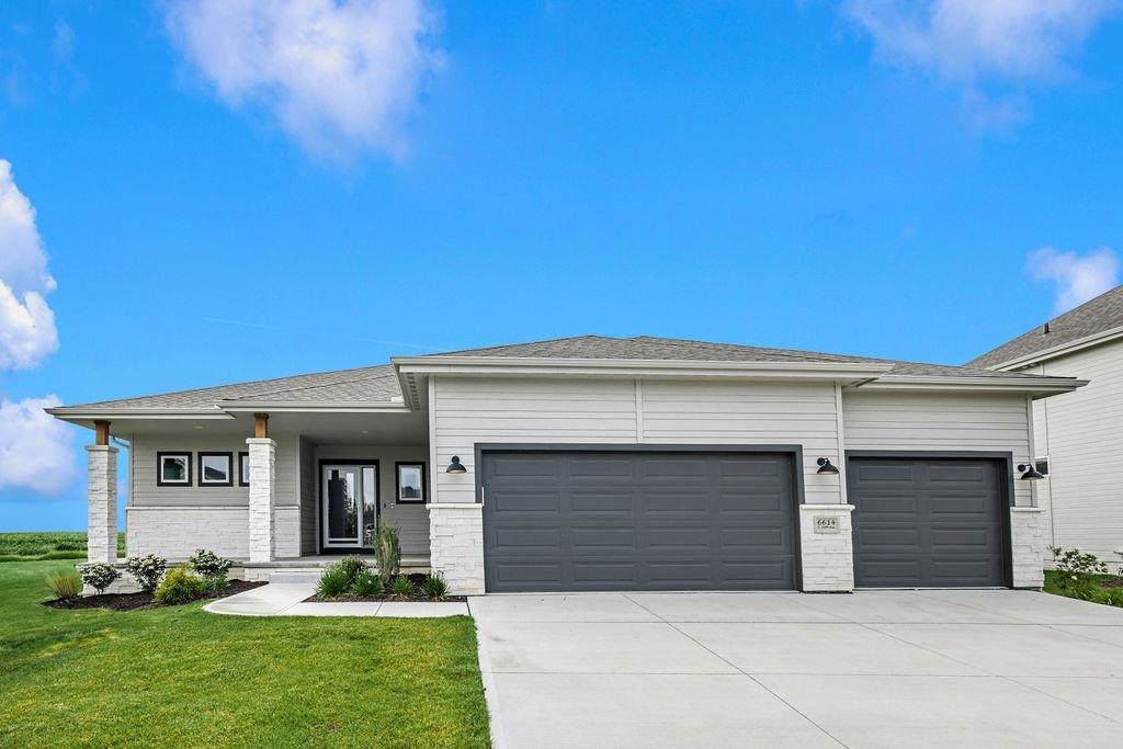 6614 200 Avenue - Photo 1