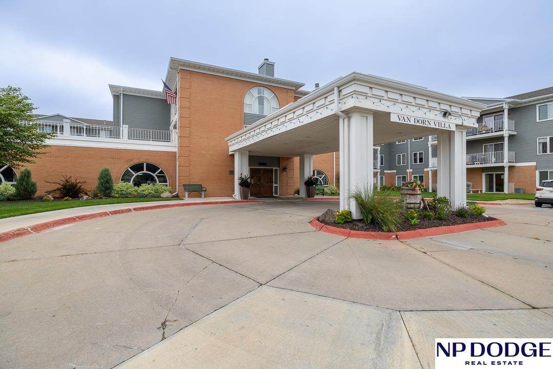 3001 51st Street Court - Photo 1