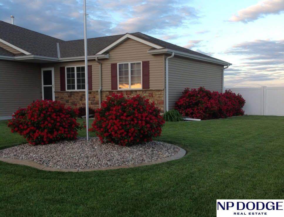 2100 45Th Street - Photo 1