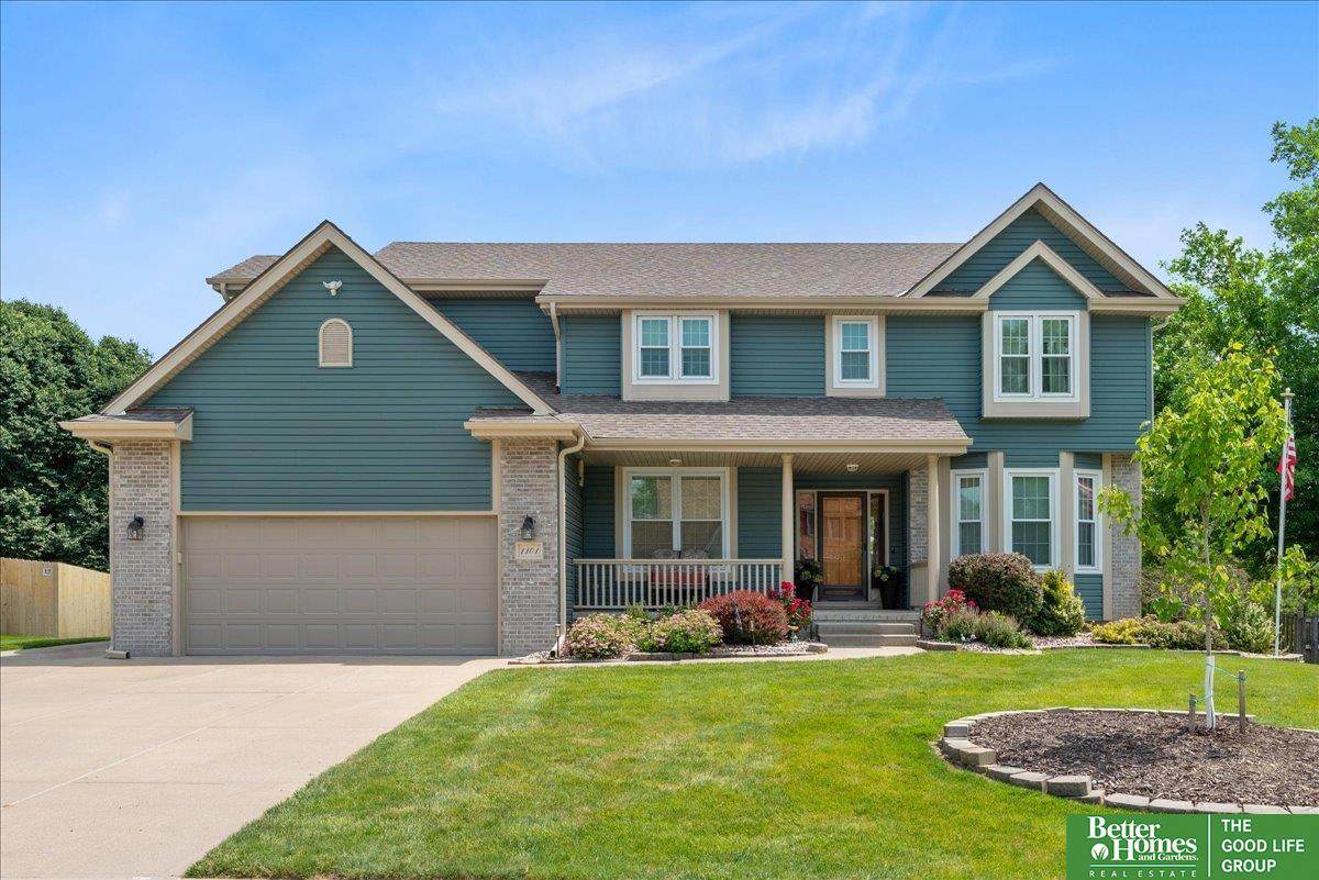 1101 Roland Drive - Photo 1