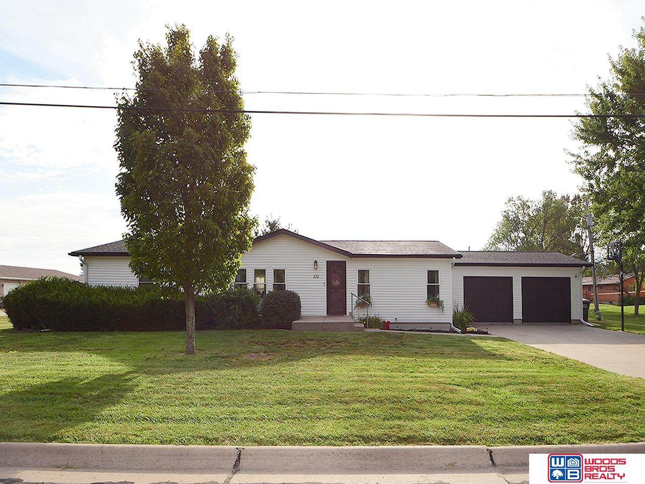 410 B Street - Photo 1