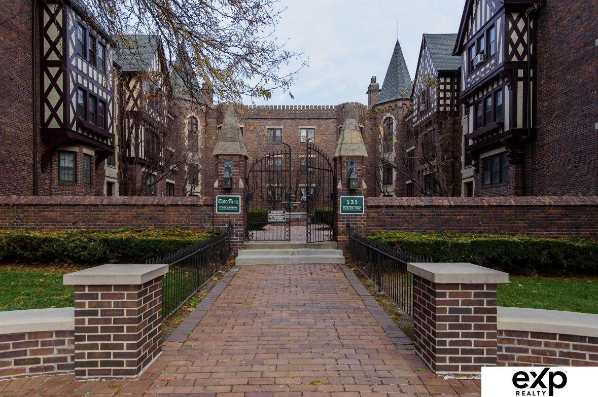 131 39th Street - Photo 1