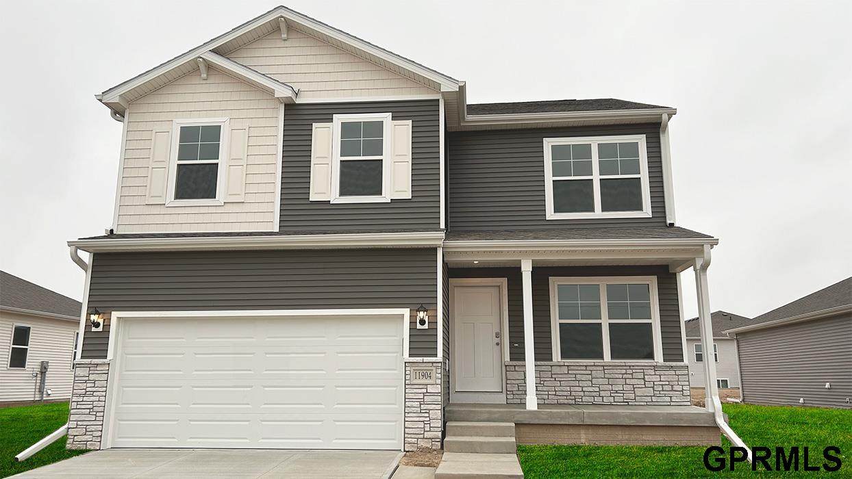 8813 185th Street - Photo 1